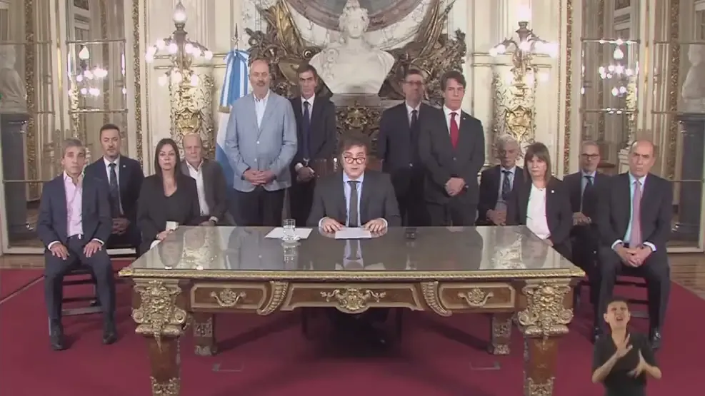 javier-milei-cadena-nacional-20231220